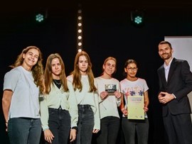 LASER COMPONENTS 培養(yǎng) “初級經(jīng)理人 ”的創(chuàng)業(yè)精神 LASER COMPONENTS 培養(yǎng) “初級經(jīng)理人 ”的創(chuàng)業(yè)精神